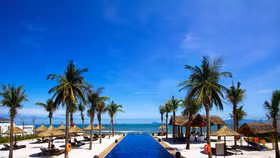 Khu nghỉ dưỡng Sunrise Premium Resort & Spa Hội An nhận 2 giải thưởng quốc tế