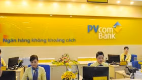 PVcomBank trao thưởng cho khách hàng trúng sổ tiết kiệm 200 triệu