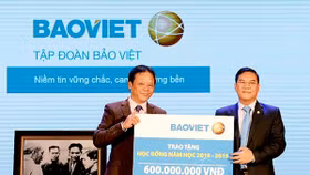 Bảo Việt trao hơn 5 tỷ đồng học bổng nhân dịp khai giảng