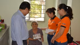 SHB dành gần 5 tỷ đồng triển khai chương trình “Chia sẻ yêu thương”