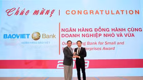BAOVIET Bank nhận giải thưởng “Ngân hàng đồng hành cùng doanh nghiệp nhỏ và vừa 2019”