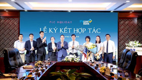 PVcomBank hỗ trợ khách hàng lựa chọn kỳ nghỉ thông minh tại FLC Holiday