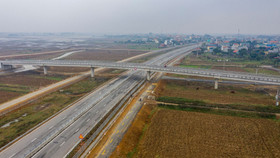 Cao tốc Bắc - Nam: Tổ chức theo dõi, đánh giá kết quả thực hiện của từng nhà thầu hàng ngày, hàng tuần