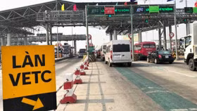 Xả trạm BOT nếu nhà đầu tư không lắp xong thu phí không dừng trước 30/6