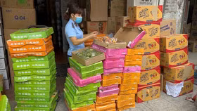 QLTT Hà Nội thu giữ hàng chục nghìn sản phẩm bánh trung thu không rõ nguồn gốc