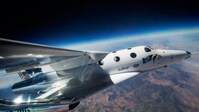 Virgin Galactic lại trì hoãn các chuyến du lịch vũ trụ đến quý II/2023