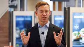 CEO McDonald’s vẫn nhận được 10,8 triệu USD tiền bổi thường trong “năm Covid thứ 2”