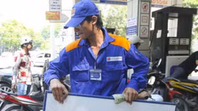 Lấy ý kiến các cơ quan về việc sửa đổi quy định kinh doanh xăng dầu