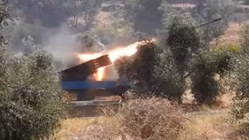 Hezbollah công bố video phóng rockets vào Israel