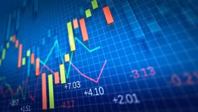 Hai cá nhân bị phạt do bán cổ phiếu ABB và TPB mà “quên” công bố thông tin