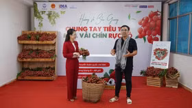 161 tấn vải thiều Bắc Giang được tiêu thụ chỉ trong 90 phút livestream của nghệ sĩ Quyền Linh
