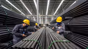 Nhu cầu chưa hồi phục, ngành thép vượt khó chờ ngày mưa tạnh