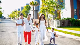 Ưng Hoàng Phúc tậu “second home” tặng bà xã