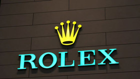 Dân Trung Quốc mua Rolex, Birkin ’secondhand’ để thỏa mãn ‘cơn thèm hàng xa xỉ’ trong suy thoái