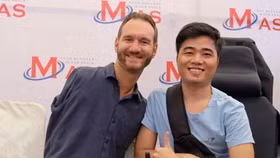 “Nick Vujicic Việt Nam” lan tỏa nghị lực sống cho thanh niên Bình Phước