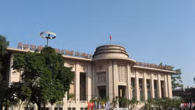 Các ngân hàng không chia cổ tức bằng tiền mặt, cắt giảm chi phí để tập trung giảm lãi suất cho vay