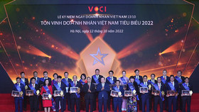 Vinh danh 60 doanh nhân Việt Nam tiêu biểu năm 2022