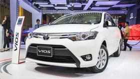 Doanh số xe Toyota bán ra giảm 48% trong tháng 1/2020