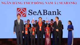 SeABank nhận giải thưởng “Thương hiệu mạnh Việt Nam 2016"