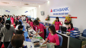 VietABank: Gánh nặng dòng tiền âm hơn 8.500 tỷ đồng, lợi nhuận giảm mạnh 26%