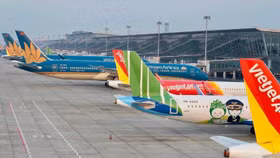 Ngành hàng không lại xin ngân hàng hỗ trợ để vượt qua “khủng hoảng Covid-19”