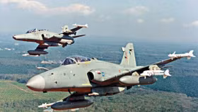 Không quân Malaisia đưa máy bay đánh chặn máy bay Trung Quốc trên Biển Đông