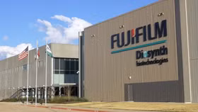 Fujifilm chi 850 triệu USD để tăng năng lực sản xuất dược phẩm sinh học