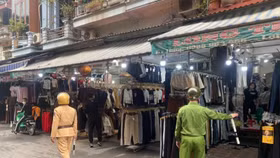 Hà Nội: Đồng loạt ra quân ngăn chặn, triệt phá các ổ nhóm buôn lậu