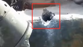 Khi tử thần đi vắng: Tăng T-72 sống sót sau khi trúng tên lửa chống tăng