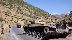 Quân Thổ Nhĩ Kỳ và NSA tấn công cắt đường, người Kurd vỡ trận