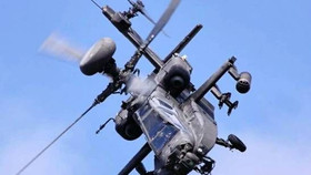 Yemen: Video tên lửa Houthi hạ trực thăng AH-64 Apache của Ả rập Xê út