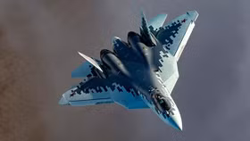 Su-57 biểu diễn kỹ năng bay đỉnh cao: “mở nút chai – corkscrew” mặt phẳng ngang