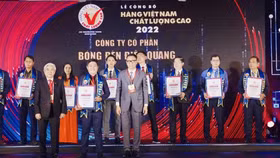Điện Quang đạt “Doanh nghiệp hàng Việt Nam chất lượng cao” năm thứ 26 liên tiếp
