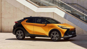 Toyota C-HR 2024 chính thức trình làng, SUV thiết kế thể thao