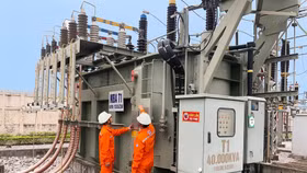 Cán đích trước 2 tháng, đường dây 110 kV Quảng Xương - Sầm Sơn chính thức vận hành