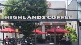 Highlands Coffee “chây ì” thanh toán, uy hiếp chủ mặt bằng giảm giá tiền thuê nhà