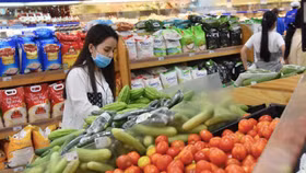 Theo thống kê, doanh thu bán lẻ và dịch vụ của TP. HCM tăng mạnh sau dịch