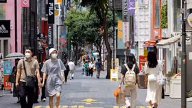 Hàn Quốc: Hơn 1.000 ca nhiễm Covid-19 mới trong 7 ngày liên tiếp