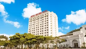 Cổ phiếu RIC bị hủy niêm yết bắt buộc từ 16/5 do lỗ 3 năm liên tiếp