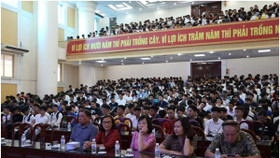 Đại học HUBT: Tuần sinh hoạt công dân sinh viên K24