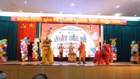 Tưng bừng ngày hội Tết thiếu nhi 1/6 tại Trường Đại học Kinh doanh và Công nghệ Hà Nội