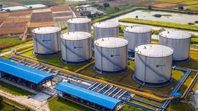 Nguồn cung xăng dầu trong nước bị động vì Nhà máy lọc dầu Nghi Sơn không ổn định