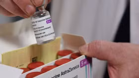 Nhật Bản hỗ trợ Việt Nam 1.600 hộp lạnh bảo quản vaccine