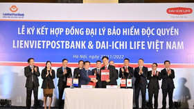 Ngân hàng LienVietPostBank và Dai-ichi Life Việt Nam ký hợp đồng độc quyền kinh doanh bảo hiểm