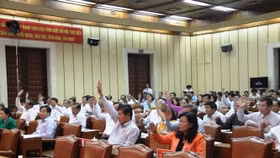 TP Hồ Chí Minh: Từ 1/9 sẽ tăng gấp 5 lần đóng lệ phí đăng ký