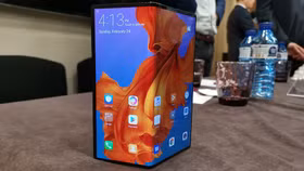 Huawei hoãn việc ra mắt siêu phẩm Mate X giá 2.600 USD