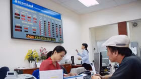 Lợi nhuận Sacombank sụt giảm mạnh 75% chỉ đạt 550 tỷ đồng