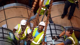 Mỹ áp thuế chống phá giá với thép từ 8 quốc gia và vùng lãnh thổ