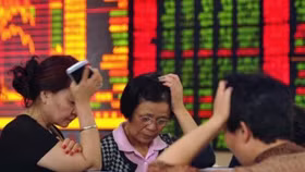 Những cổ phiếu “giấy lộn”