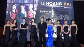 'One Night In Paris': Tận mục chiếc váy nặng 30kg đính hàng nghìn viên ngọc trai quý hiếm